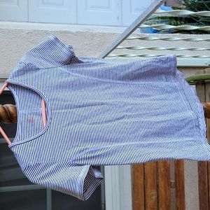 Talbots top with sleave. Size S. Black and white.